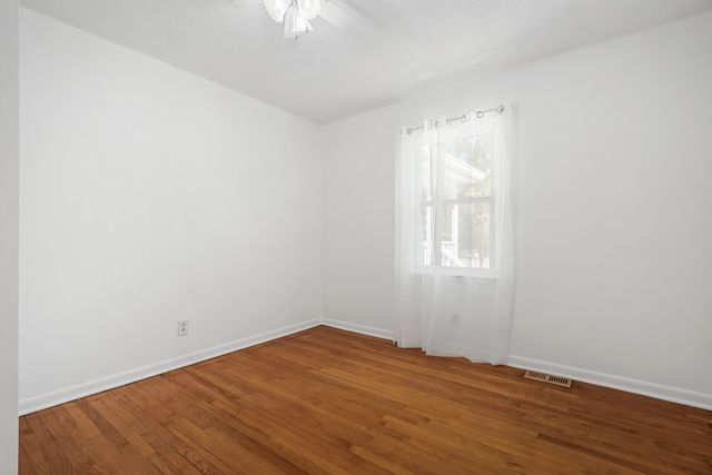 140 Lakeside Dr, Columbia, TN 38401