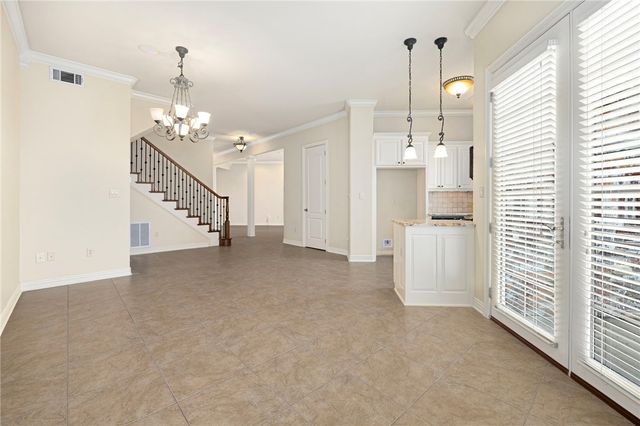 2620 S Everest Avenue, Rogers, AR 72758