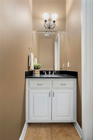 2620 S Everest Avenue, Rogers, AR 72758