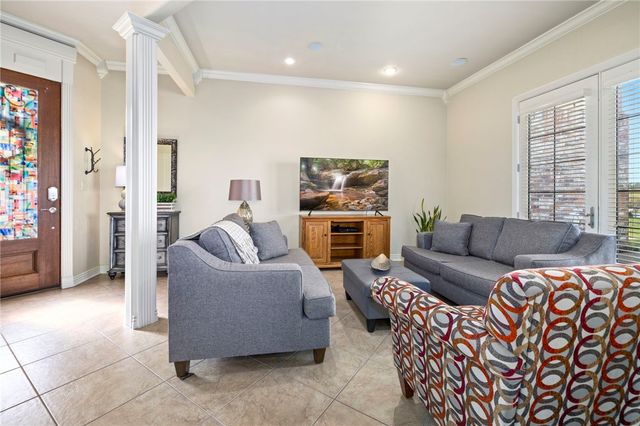 2620 S Everest Avenue, Rogers, AR 72758