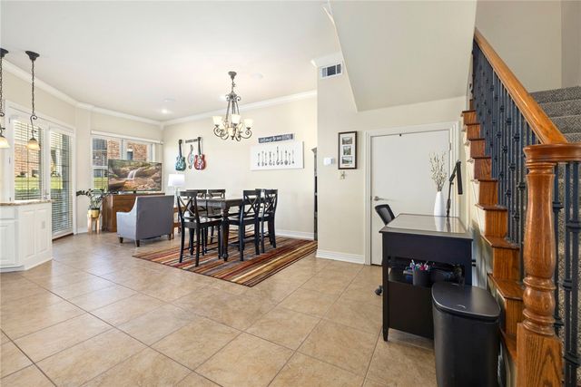 2620 S Everest Avenue, Rogers, AR 72758