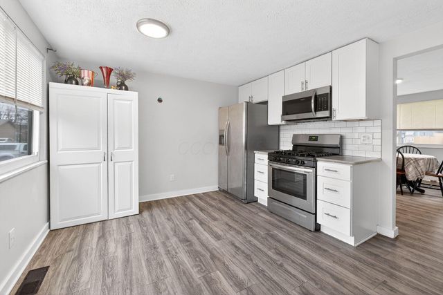 3369 Petzinger Road, Columbus, OH 43232