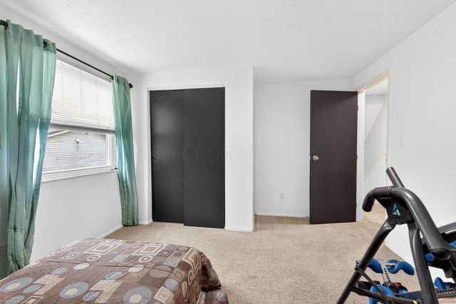 3369 Petzinger Road, Columbus, OH 43232