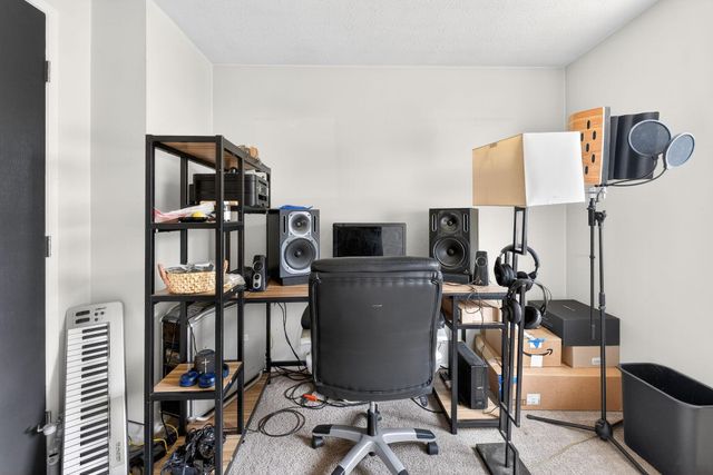 3369 Petzinger Road, Columbus, OH 43232