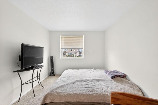 3369 Petzinger Road, Columbus, OH 43232