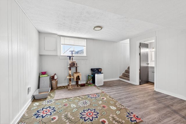 3369 Petzinger Road, Columbus, OH 43232