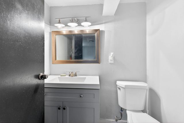 3369 Petzinger Road, Columbus, OH 43232