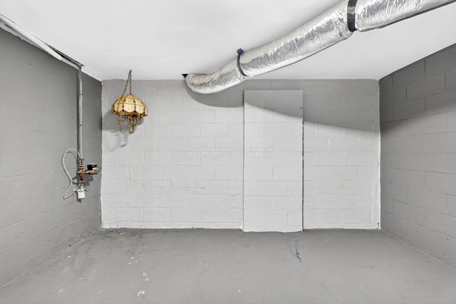 3369 Petzinger Road, Columbus, OH 43232