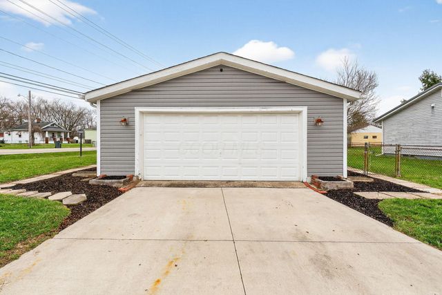 3369 Petzinger Road, Columbus, OH 43232