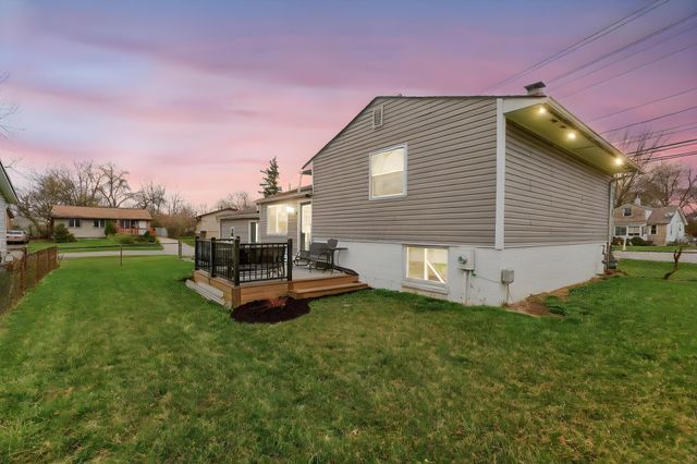 3369 Petzinger Road, Columbus, OH 43232