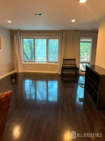 152 George Street, New Brunswick, NJ 08901