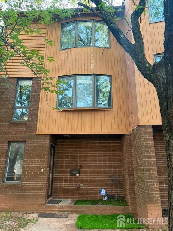 152 George Street, New Brunswick, NJ 08901