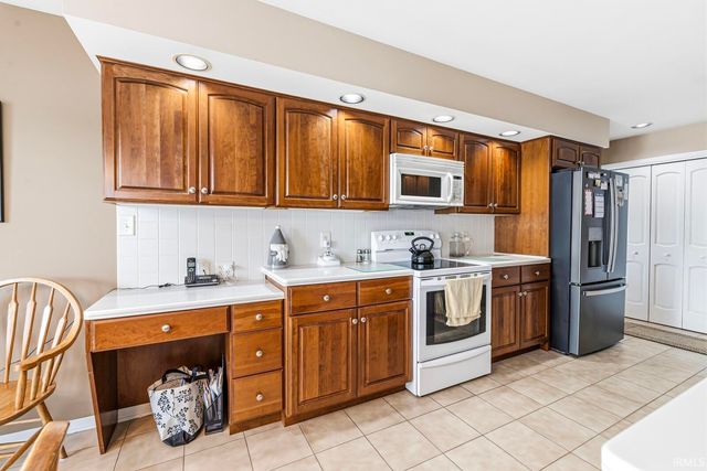 1111 Greenleaf Boulevard, Elkhart, IN 46514