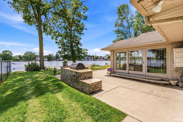 1111 Greenleaf Boulevard, Elkhart, IN 46514
