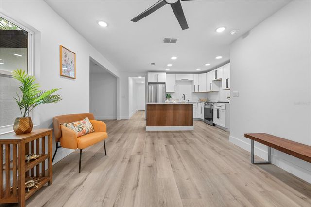 243 FLORIDA AVENUE, Winter Garden, FL 34787