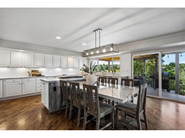 10074 Charissglen Ln, Highlands Ranch, CO 80126