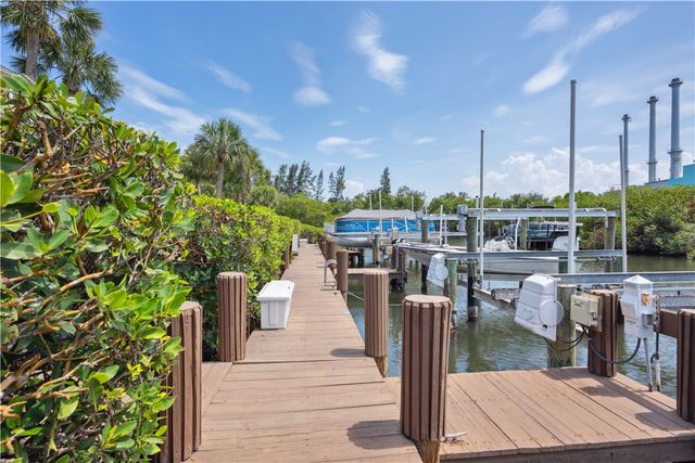 1825 Tarpon Lane H102, Vero Beach, FL 32960