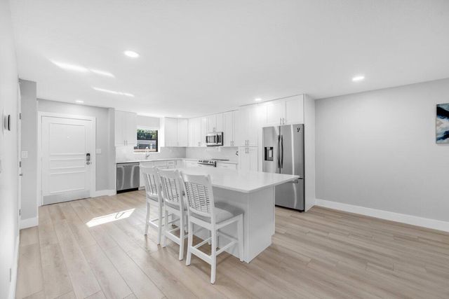 300 N Highway A1a 105d, Jupiter, FL 33477