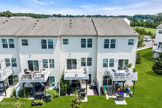 3 Olivia Drive, Tinton Falls, NJ 07712