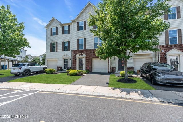 3 Olivia Drive, Tinton Falls, NJ 07712