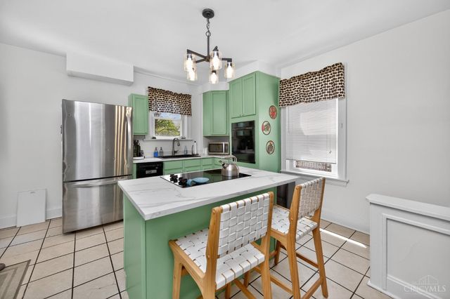 2209 Cathedral Avenue, Norwood, OH 45212