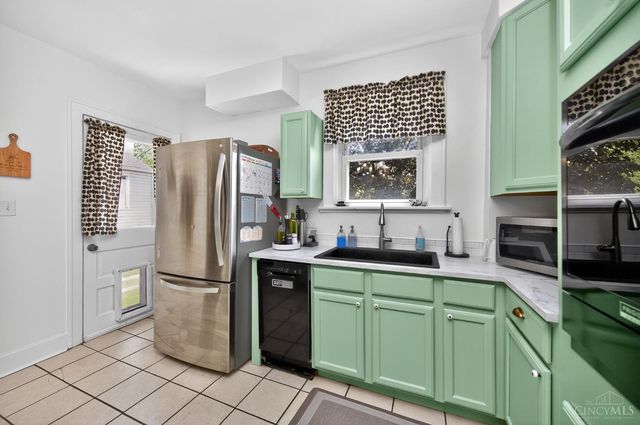 2209 Cathedral Avenue, Norwood, OH 45212
