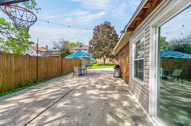 2209 Cathedral Avenue, Norwood, OH 45212