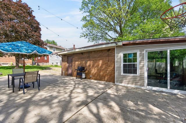 2209 Cathedral Avenue, Norwood, OH 45212
