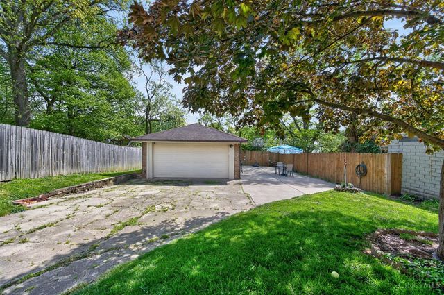 2209 Cathedral Avenue, Norwood, OH 45212