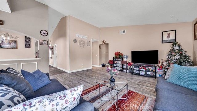 36628 30th Street, Palmdale, CA 93550