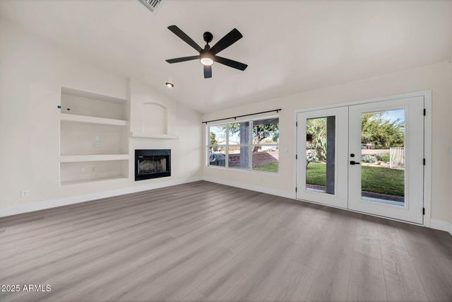 37441 N 19TH Avenue, Phoenix, AZ 85086