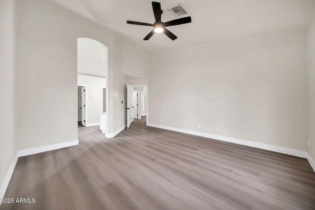 37441 N 19TH Avenue, Phoenix, AZ 85086