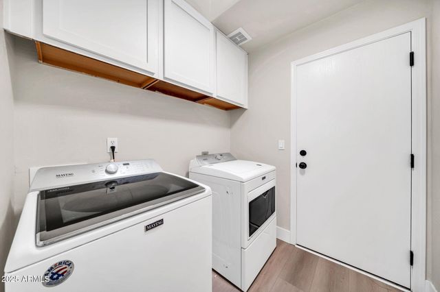 37441 N 19TH Avenue, Phoenix, AZ 85086