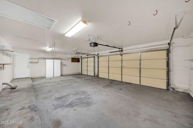 37441 N 19TH Avenue, Phoenix, AZ 85086