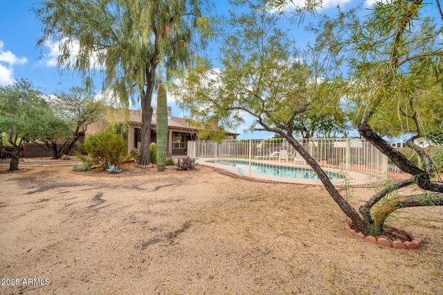 37441 N 19TH Avenue, Phoenix, AZ 85086