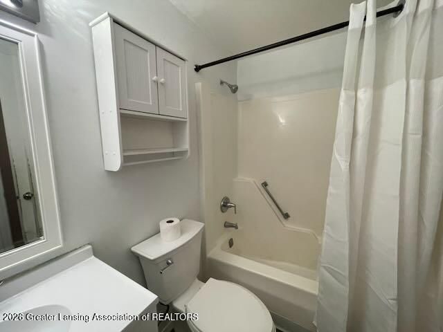 411 Sawyer Road, Lansing, MI 48911