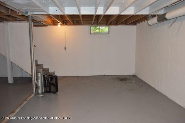 411 Sawyer Road, Lansing, MI 48911