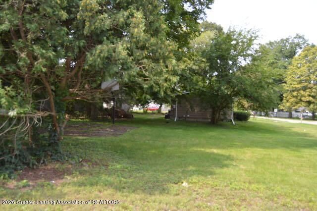 411 Sawyer Road, Lansing, MI 48911