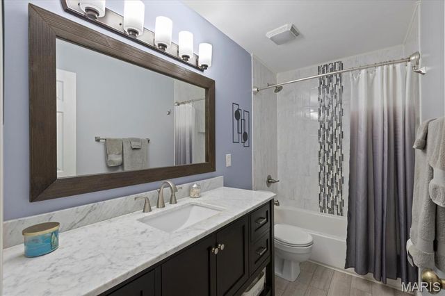 1001 Windstream Drive 32, St Peters, MO 63376