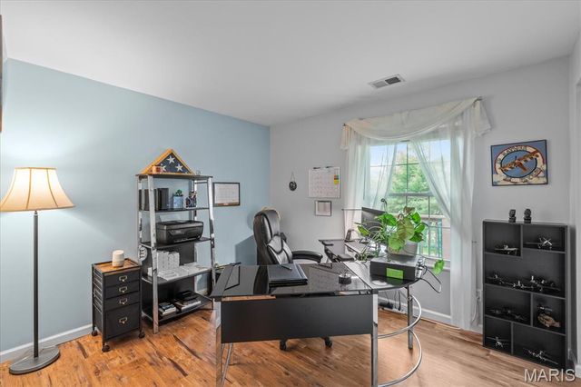 1001 Windstream Drive 32, St Peters, MO 63376