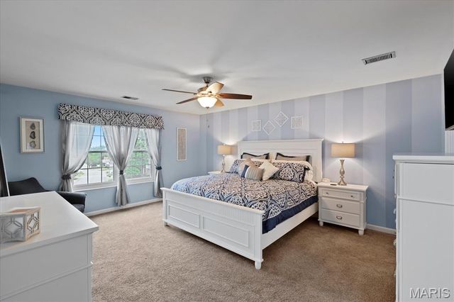 1001 Windstream Drive 32, St Peters, MO 63376
