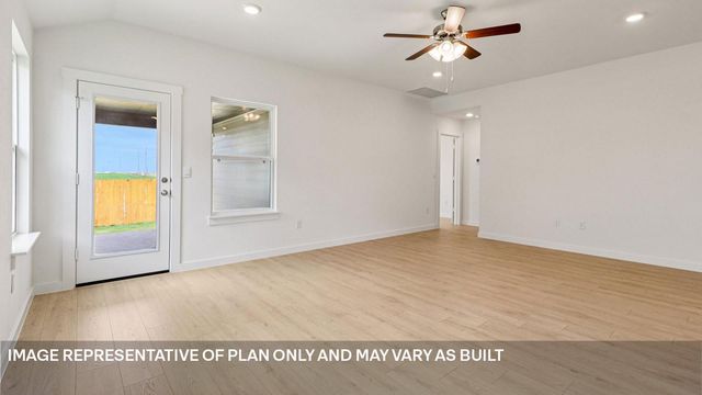 18408 Blazing Ranch LN, Manor, TX 78653