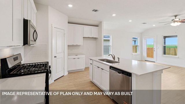 18408 Blazing Ranch LN, Manor, TX 78653
