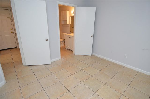 8638 FANCY FINCH DRIVE 101, Tampa, FL 33614
