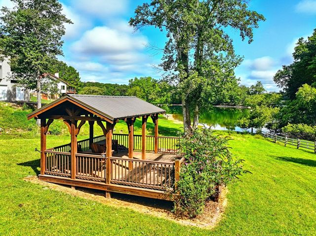 27 Twin Brook Drive, Blairsville, GA 30512