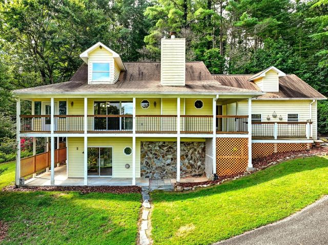 27 Twin Brook Drive, Blairsville, GA 30512
