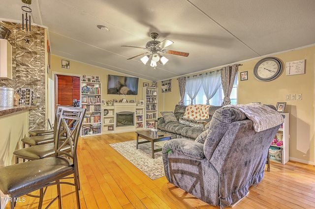 190 Cactus Drive, Jonesville, VA 24263