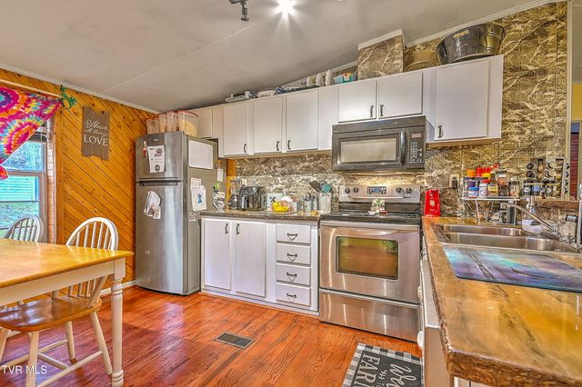 190 Cactus Drive, Jonesville, VA 24263