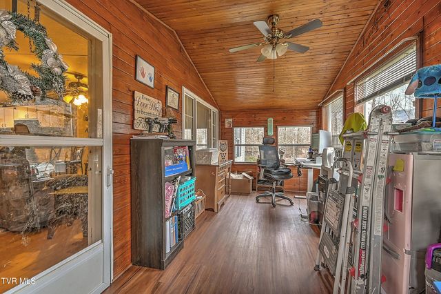 190 Cactus Drive, Jonesville, VA 24263