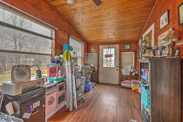 190 Cactus Drive, Jonesville, VA 24263